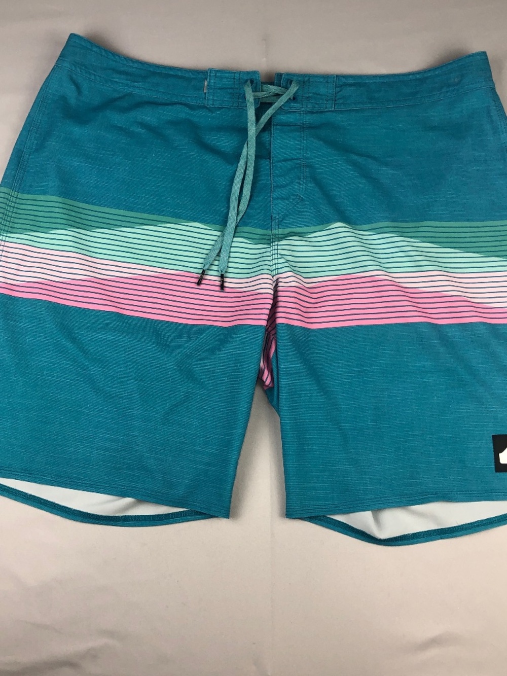 Quicksilver High Line Board Shorts Mens Swimming Trunks Blue Stripes Size 38